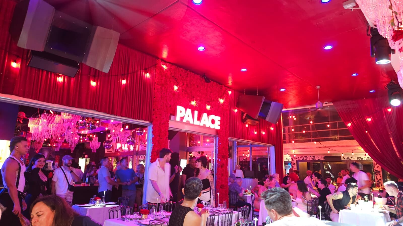 Palace Bar Miami Beach interior